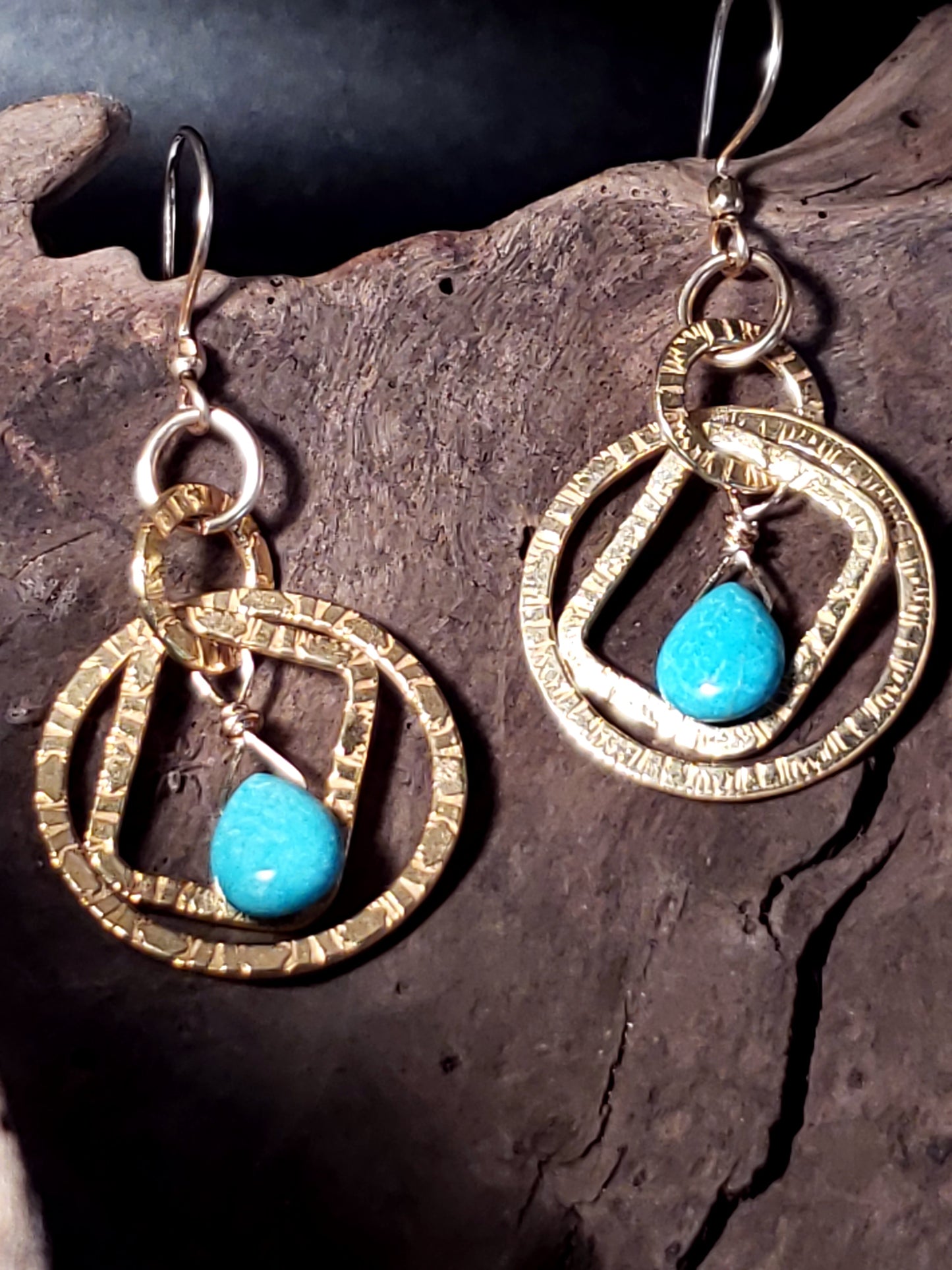 Multi stone textured geometric earrings