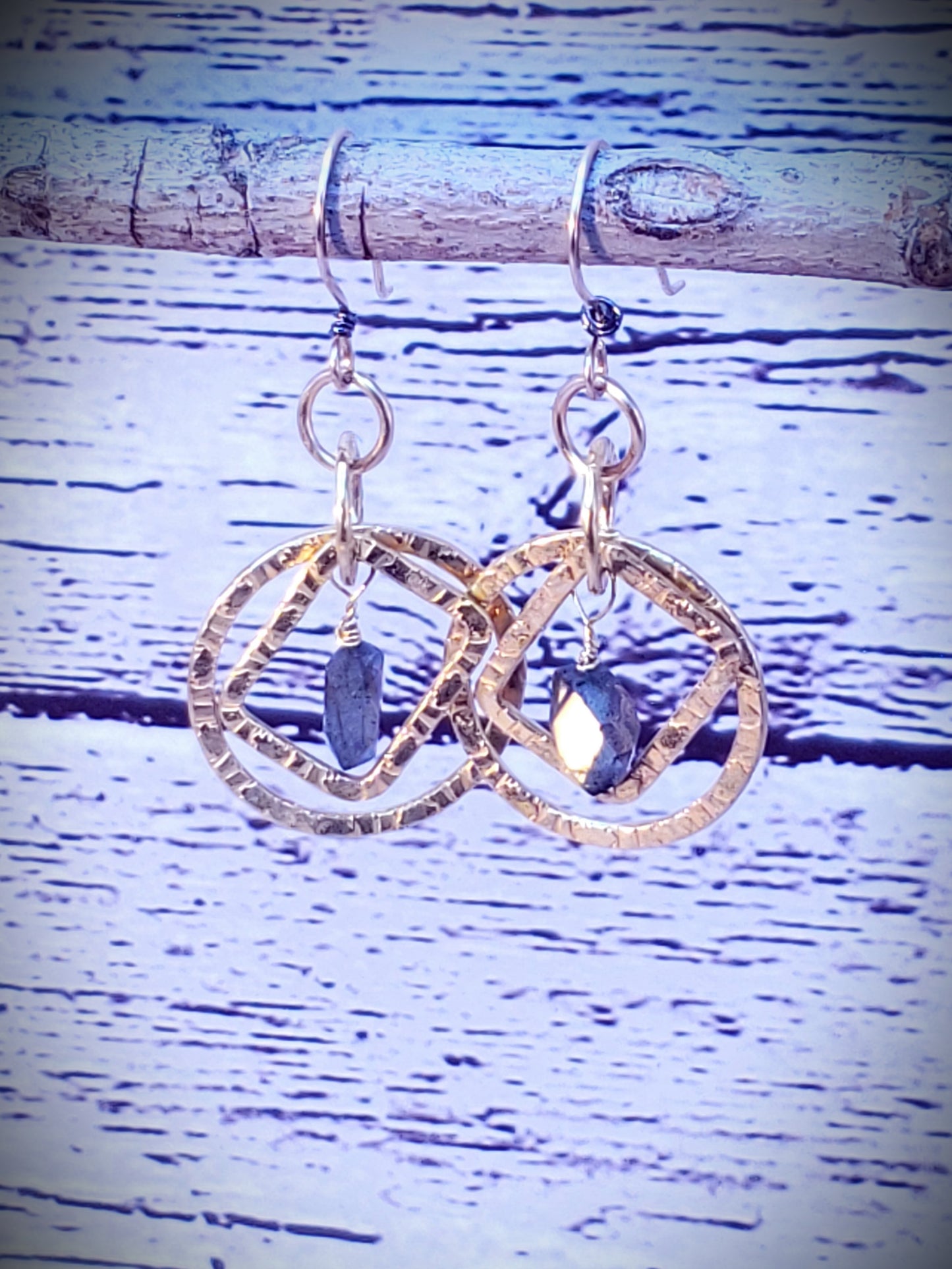 Multi stone textured geometric earrings